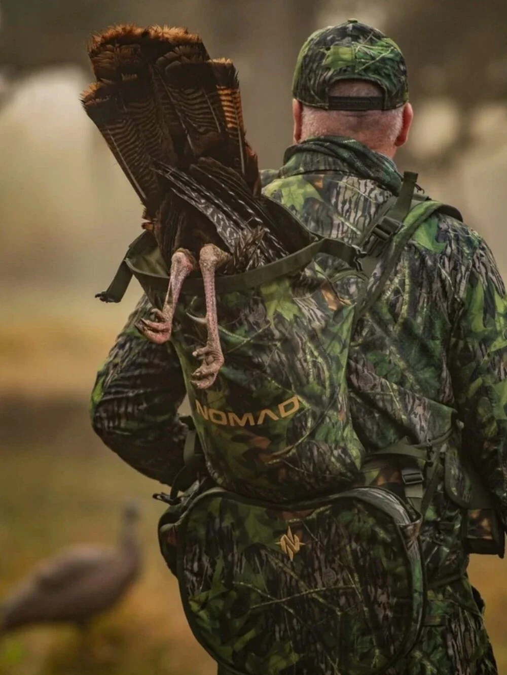 Nomad Pursuit Convertible Turkey Vest Camo Hunting Mossy Oak Padded